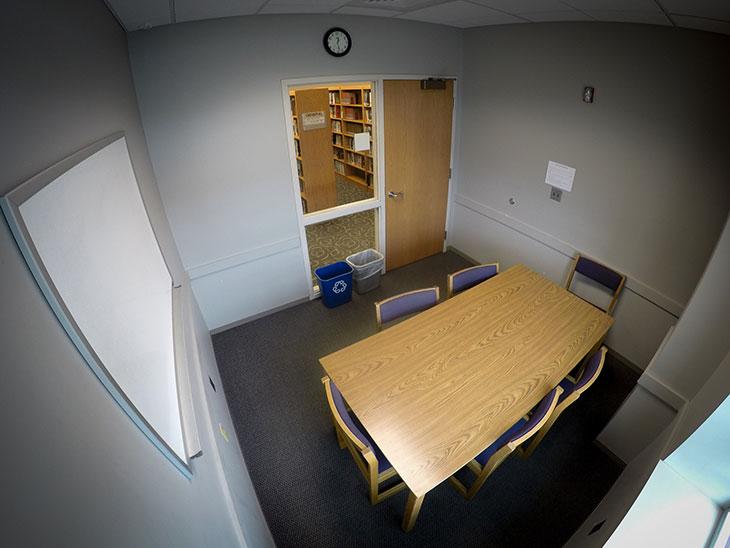 Library student spaces - small conference room