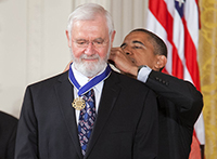 Foege receives Medal of Freedom