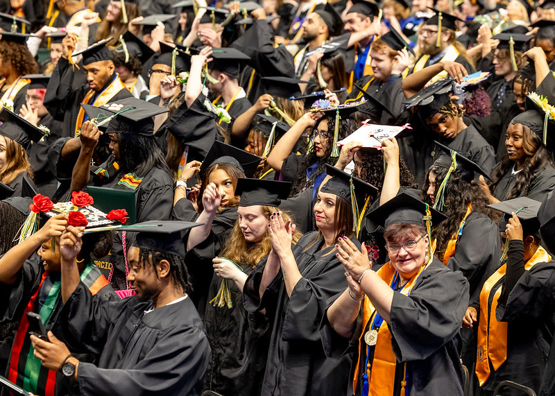Graduates Moving Tassel