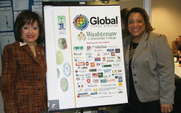 Dr. Rose Bellanca and Dean Kimberly Hurns Dr. Rose Bellanca and Dean Kimberly Hurns
